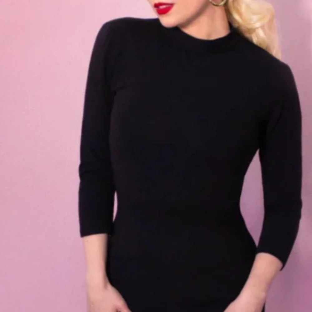 BAD GIRL 3/4 SLEEVE TOP IN BLACK - VIXEN BY MICHELINE PITT